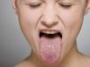 Як позбутися сухості в роті та неприємного запаху