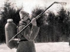 Flamethrower ng World War 2.  Flamethrower ng Ikalawang Digmaang Pandaigdig.  Binubuhay ang Malaking Flamethrower Battery sa Russia